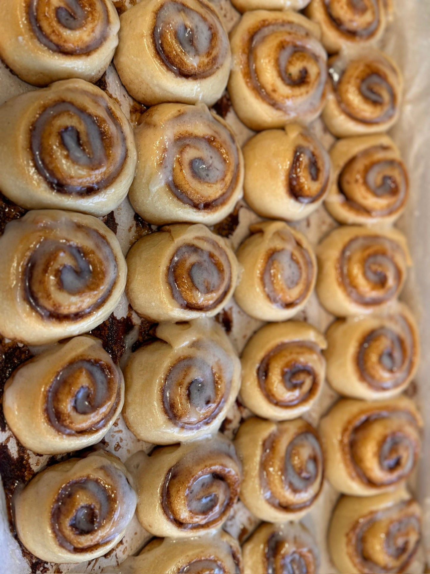 Cinnamon rolls  Big